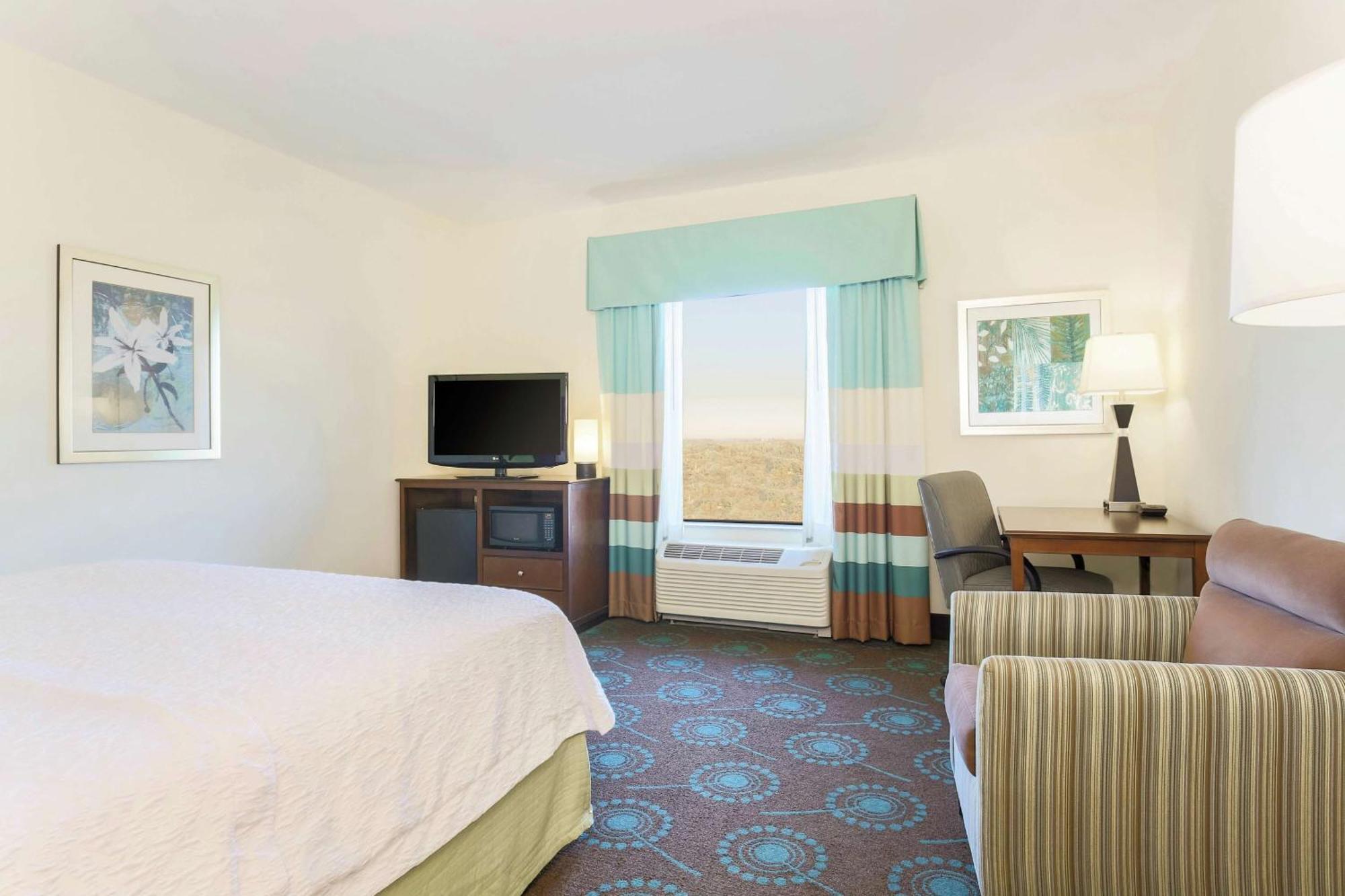 Hampton Inn & Suites Wheeling - The Highlands Triadelphia Extérieur photo